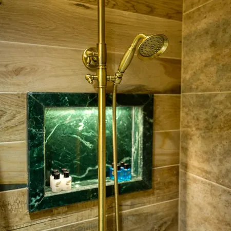 Mahhsen Mansion Oldcity מלון *